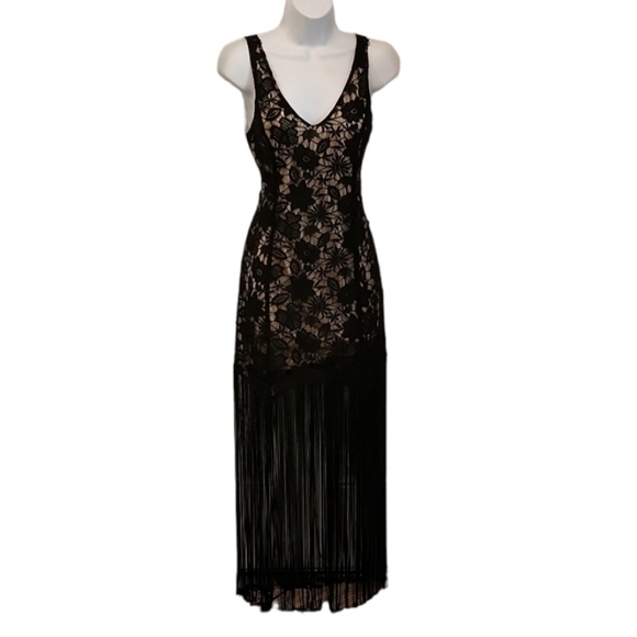 Ark & Co. Fringe Bottom Deep V Lace Evening Gown - Picture 2 of 7
